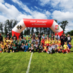 zdjęcie grupowe uczestników Memoriału
