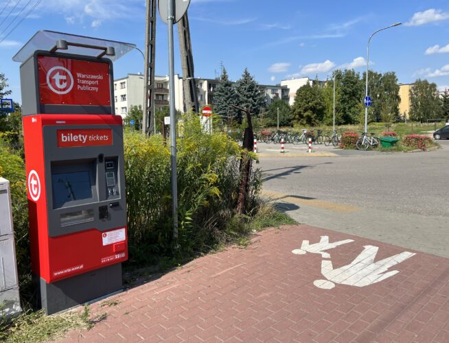 Zakup biletów długookresowych możliwy jedynie w biletomacie przy ul. Laskowej w Wołominie