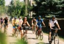 uczestnicy rajdu rowerowego