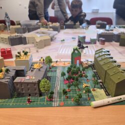 Odkrywaliśmy architektoniczne oblicza Wołomina – warsztaty i spacer