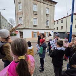 Odkrywaliśmy architektoniczne oblicza Wołomina - warsztaty i spacer